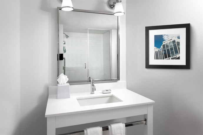 Imagen de la habitación del Hotel Four Points By Sheraton Halifax. Foto 4