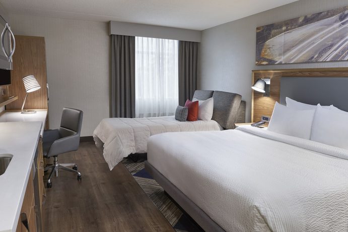 Imagen de la habitación del Hotel Four Points By Sheraton Hamilton - Stoney Creek. Foto 2