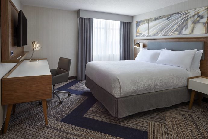 Imagen de la habitación del Hotel Four Points By Sheraton Hamilton - Stoney Creek. Foto 5