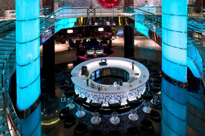 Imagen de los interiores del Hotel Four Points By Sheraton Hangzhou, Binjiang. Foto 18