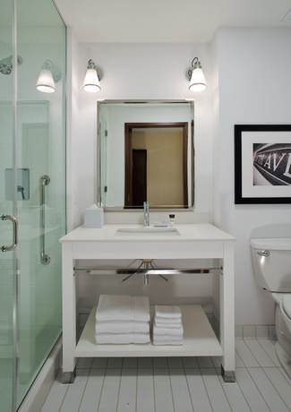 Imagen de la habitación del Hotel Four Points By Sheraton Houston Energy Corridor. Foto 6
