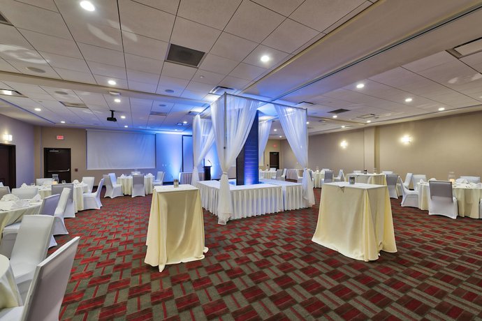 Imagen de los interiores del Hotel Four Points By Sheraton Houston Energy Corridor. Foto 16