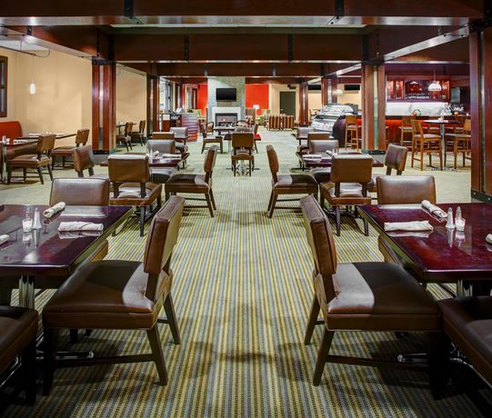 Imagen del bar/restaurante del Hotel Four Points By Sheraton Huntsville Airport. Foto 5