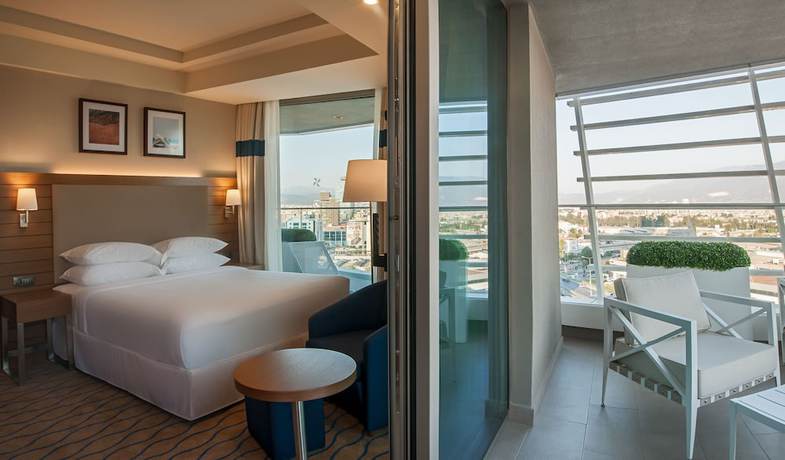 Imagen de la habitación del Hotel Four Points By Sheraton Izmir. Foto 3