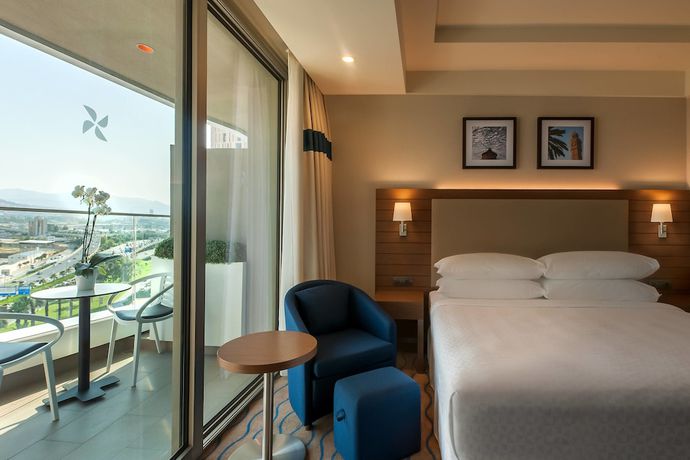 Imagen de la habitación del Hotel Four Points By Sheraton Izmir. Foto 10