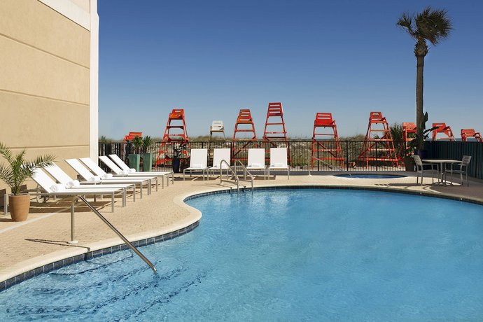 Imagen de la piscina del Hotel Four Points By Sheraton Jacksonville Beachfront. Foto 18