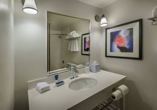 Imagen de la habitación del Hotel Four Points By Sheraton Juneau. Foto 2