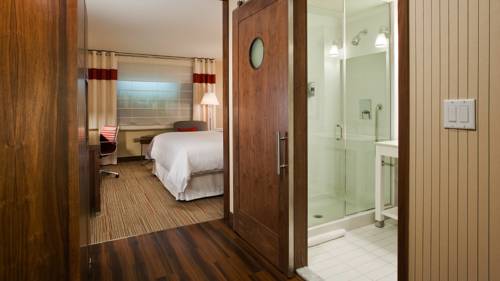 Imagen de la habitación del Hotel Four Points By Sheraton Juneau. Foto 9