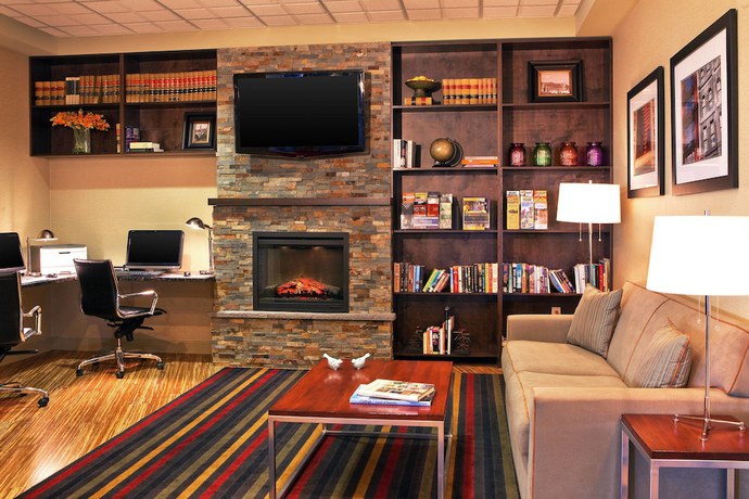 Imagen de la habitación del Hotel Four Points By Sheraton Kalamazoo. Foto 13