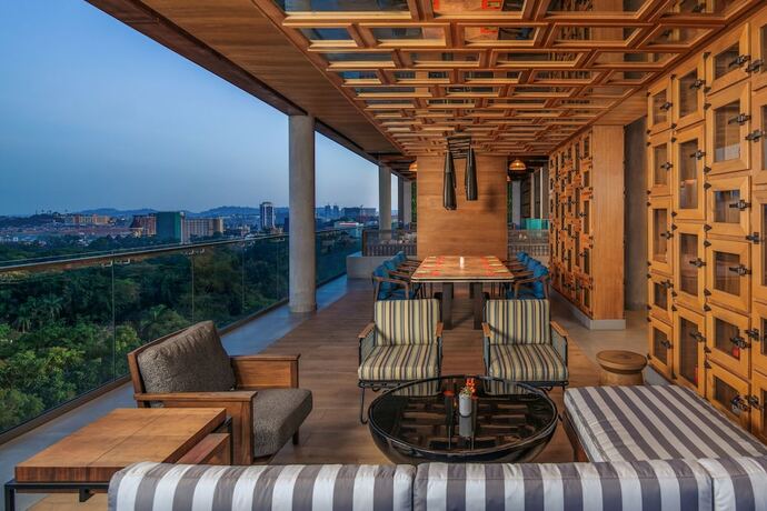 Imagen del bar/restaurante del Hotel Four Points By Sheraton Kampala. Foto 9