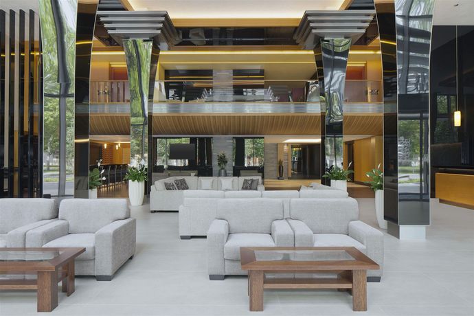 Imagen de los interiores del Hotel Four Points By Sheraton Kecskemet Conference Center. Foto 13