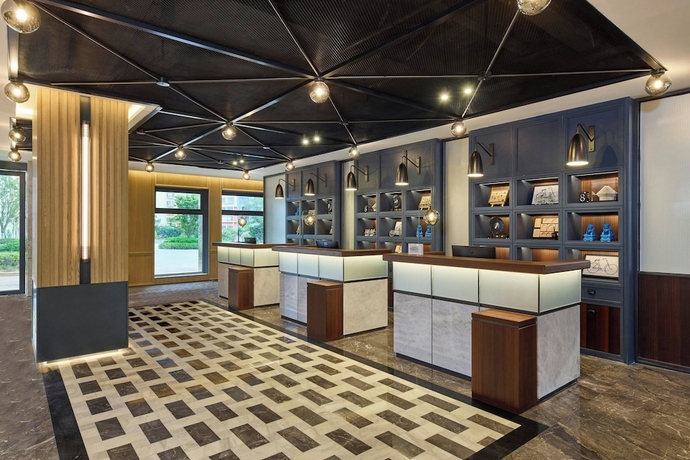 Imagen de los interiores del Hotel Four Points By Sheraton Kunming Changshui Airport. Foto 16