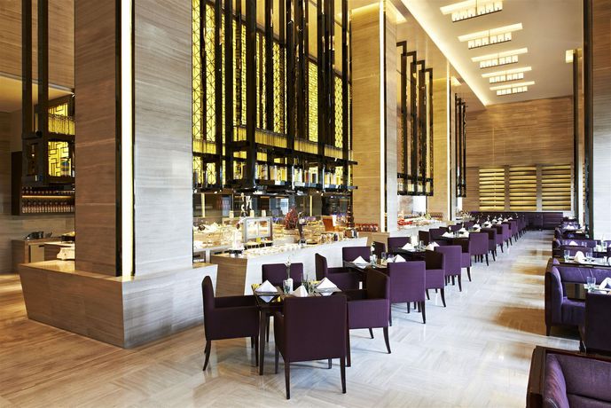 Imagen del bar/restaurante del Hotel Four Points By Sheraton Langfang, Guan. Foto 5
