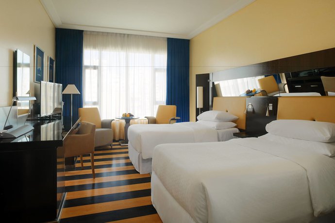 Imagen de la habitación del Hotel Four Points By Sheraton Le Verdun. Foto 4