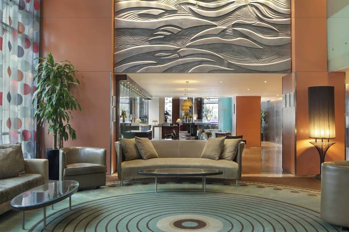 Imagen de los interiores del Hotel Four Points By Sheraton Le Verdun. Foto 10