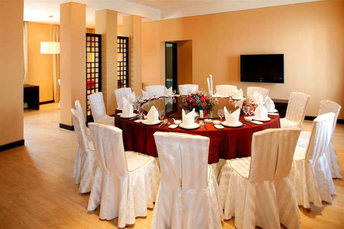 Imagen de los interiores del Hotel Four Points By Sheraton Lhasa. Foto 11