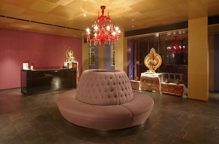 Imagen de los interiores del Hotel Four Points By Sheraton Lhasa. Foto 12