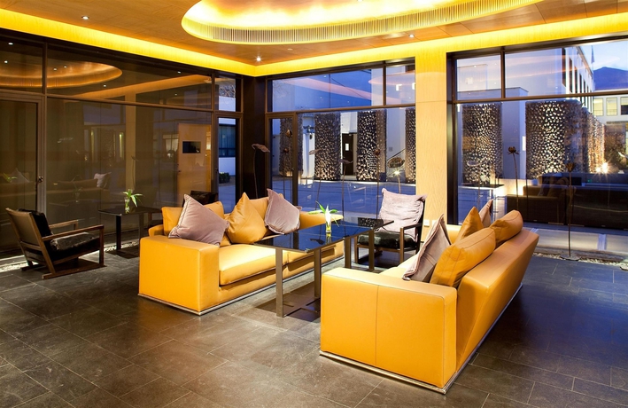 Imagen de los interiores del Hotel Four Points By Sheraton Lhasa. Foto 14