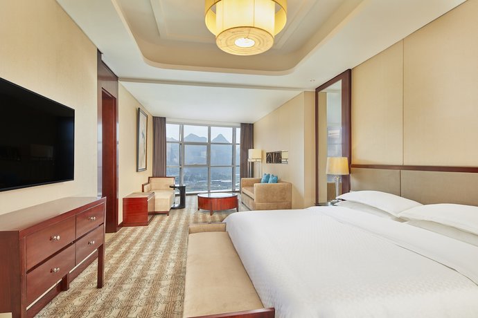 Imagen de la habitación del Hotel Four Points By Sheraton Liupanshui. Foto 4
