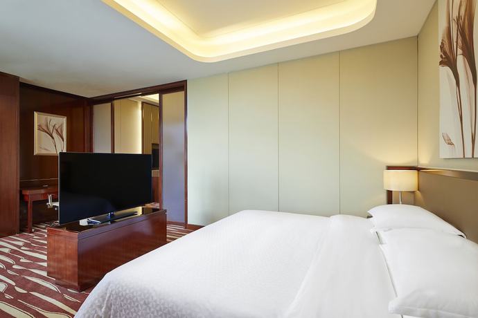 Imagen de la habitación del Hotel Four Points By Sheraton Liupanshui. Foto 8