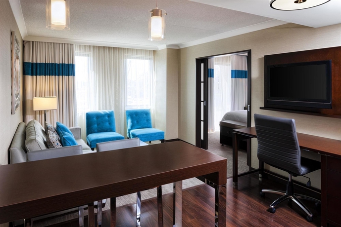 Imagen de la habitación del Hotel Four Points By Sheraton London. Foto 9