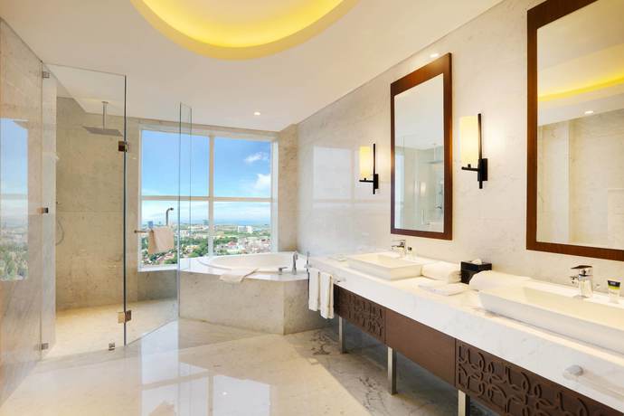 Imagen de la habitación del Hotel Four Points By Sheraton Makassar. Foto 4
