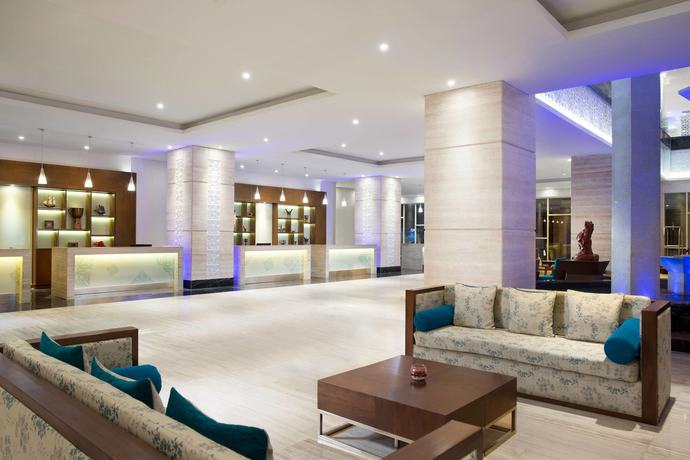 Imagen de los interiores del Hotel Four Points By Sheraton Makassar. Foto 16