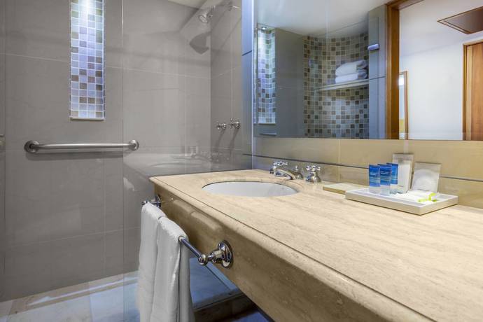 Imagen de la habitación del Hotel Four Points By Sheraton Medellin. Foto 14