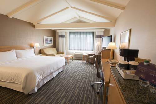 Imagen de la habitación del Hotel Four Points By Sheraton Melville Long Island. Foto 6