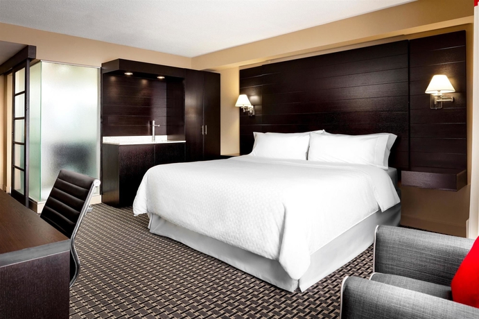 Imagen de la habitación del Hotel Four Points By Sheraton Mississauga Meadowvale. Foto 4