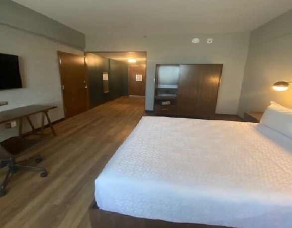 Imagen de la habitación del Hotel Four Points By Sheraton Monterrey Airport. Foto 17