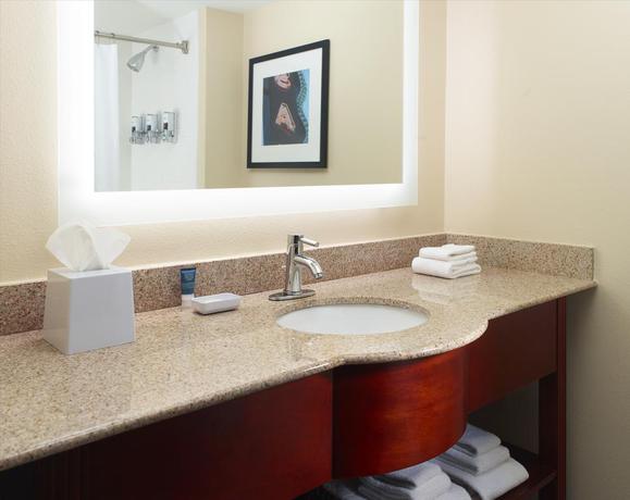 Imagen de la habitación del Hotel Four Points By Sheraton Nashville Airport. Foto 3