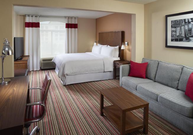 Imagen de la habitación del Hotel Four Points By Sheraton Nashville Airport. Foto 5
