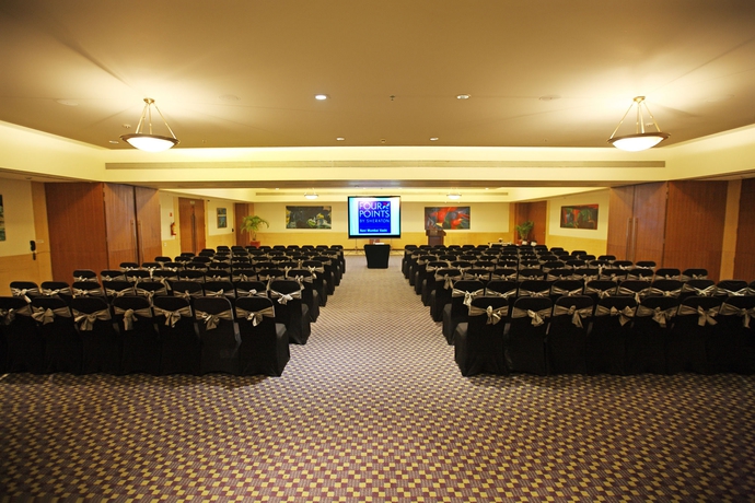 Imagen de los interiores del Hotel Four Points By Sheraton Navi Mumbai, Vashi. Foto 8