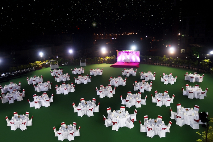 Imagen de los exteriores del Hotel Four Points By Sheraton Navi Mumbai, Vashi. Foto 7