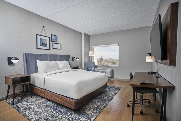 Imagen de la habitación del Hotel Four Points By Sheraton Oakville. Foto 7