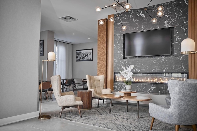 Imagen de los interiores del Hotel Four Points By Sheraton Oakville. Foto 14