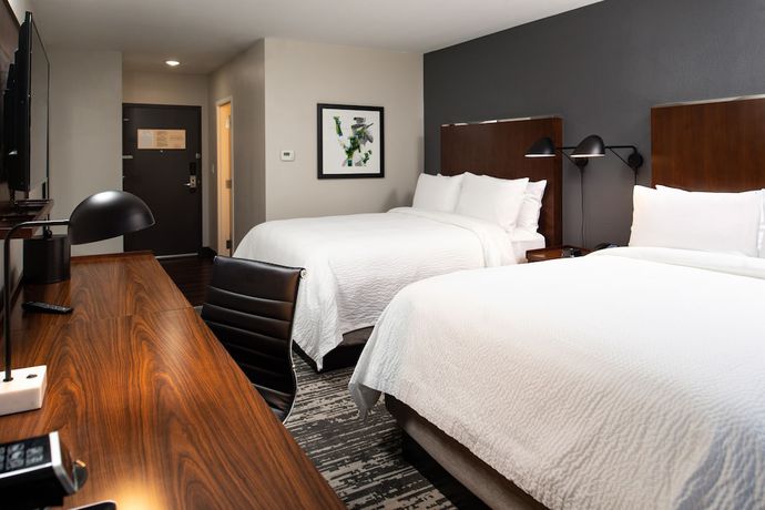 Imagen de la habitación del Hotel Four Points By Sheraton Omaha Midtown. Foto 4