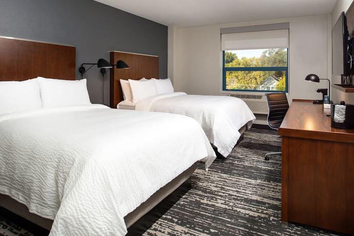 Imagen de la habitación del Hotel Four Points By Sheraton Omaha Midtown. Foto 6
