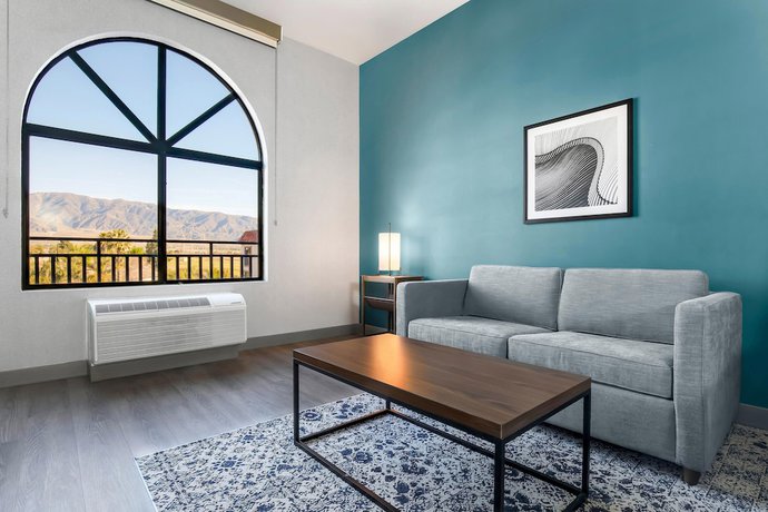 Imagen de la habitación del Hotel Four Points By Sheraton, Ontario-rancho Cucamonga. Foto 5