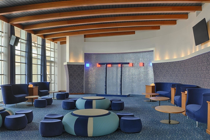 Imagen del bar/restaurante del Hotel Four Points By Sheraton Oran. Foto 3