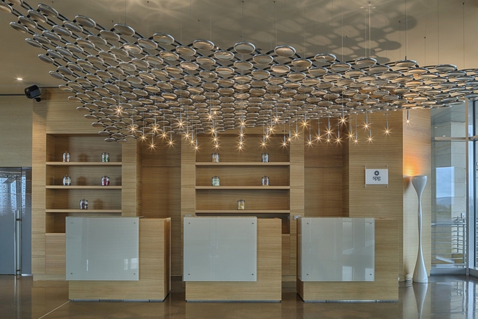 Imagen de los interiores del Hotel Four Points By Sheraton Oran. Foto 13