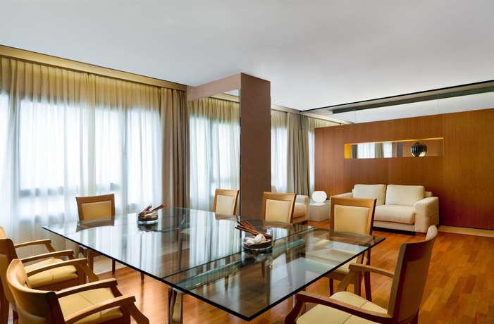 Imagen de los interiores del Hotel Four Points By Sheraton Padova. Foto 10