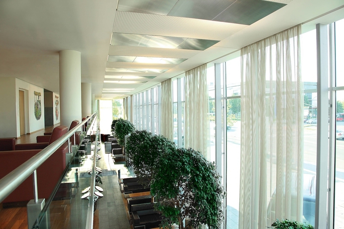 Imagen de los interiores del Hotel Four Points By Sheraton Panoramahaus Dornbirn. Foto 16