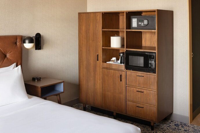 Imagen de la habitación del Hotel Four Points By Sheraton Penticton At The Convention Centre. Foto 19