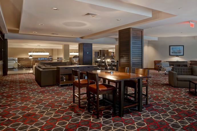 Imagen de los interiores del Hotel Four Points By Sheraton Peoria. Foto 11