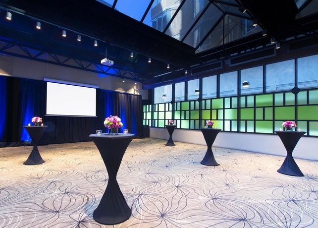 Imagen de los interiores del Hotel Four Points By Sheraton Perth. Foto 13