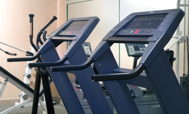 Imagen de los interiores del Hotel Four Points By Sheraton Philadelphia Airport. Foto 12