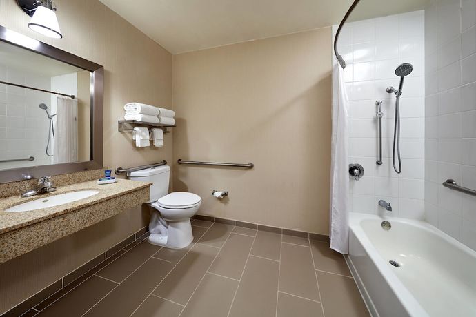 Imagen de la habitación del Hotel Four Points By Sheraton Pleasanton. Foto 5