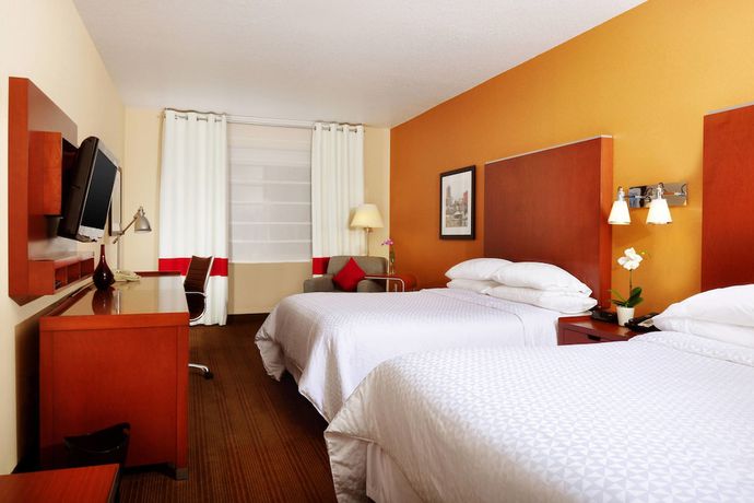 Imagen de la habitación del Hotel Four Points By Sheraton Portland East. Foto 12